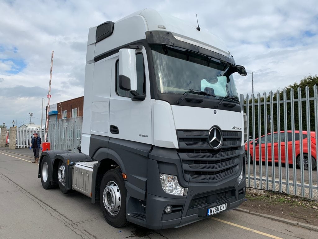 Mercedes Actros For Sale | Actros 2545 Tractor Units For Sale | Asset ...