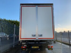 2019 Mercedes Actros 2530 Curtainsider, 26 Tonne, 300bhp, Euro 6, Automatic Gearbox, Single Sleeper Cab, Palfinger Tuckaway Tailift (1500KG Capacity), Barn Doors, Steering Wheel Controls, Sun Roof, Low Mileage, Warranty also Available.