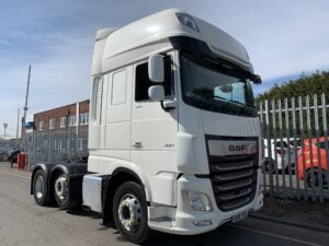 2019 DAF XF, Euro 6, 530bhp, Superspace Twin Sleeper Cab, Automatic Gearbox, 3.95m Wheelbase, Steering Wheel Controls, Air Con, Cruise Control, Xtra Comfort Mattress, Fridge, Mid-Lift Axle, Aluminium Catwalk Infill Panels, Low Mileage, Choice & Warranty Available.
