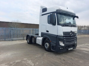 2016 Mercedes Actros 2545, Euro 6, 450bhp, Bigspace Single Sleeper Cab, Mid-Lift Axle, Automatic Gearbox, 4m Wheelbase, Air Con, Cruise Control, Steering Wheel Controls, Electric Windows/Mirrors, Choice & Finance Available.