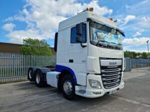 2016 DAF XF, Euro 6, 460bhp, Double Sleeper Space Cab, Manual Gearbox, 4.10m Wheelbase, 385,402km, Twin Wheel Tag Axle, Electric Windows & Mirrors, Air Con, Air Horns, Beacons, Anderson Connector, PTO Prepped, Xtra Comfort Mattress, Warranty & Finance Options Available.