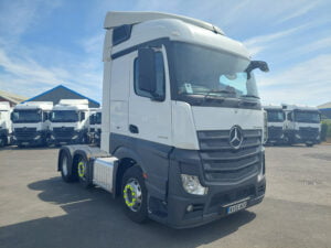 2016 (66) Mercedes Actros, Euro 6, 450bhp, Streamspace Single Sleeper Cab, Mid-Lift Axle, Automatic Gearbox, Low Mileage, 4m Wheelbase, Air Con, Cruise Control, Steering Wheel Controls, Electric Windows & Mirrors, Choice & Finance Options Available.