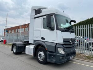 2018 Mercedes Actros, 1842, Euro 6, 420bhp, Streamspace Single Sleeper Cab, Automatic Gearbox, Low Mileage, Air Con, Cruise Control, Electric Mirrors & Windows, Steering Wheel Controls, Finance & Warranty Options Available.