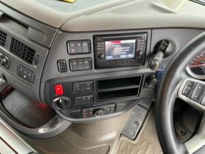 2019 (69) DAF XF, Euro 6, 530bhp, Superspace Twin Sleeper Cab, Steering Wheel Controls, Sat Nav, Fridge, Cruise Control, 3.95m Wheelbase, Xtra Comfort Mattress, Mid-Lift Axle, Aluminium Catwalk Infill Panels, Choice, Warranty & Finance Options Available.