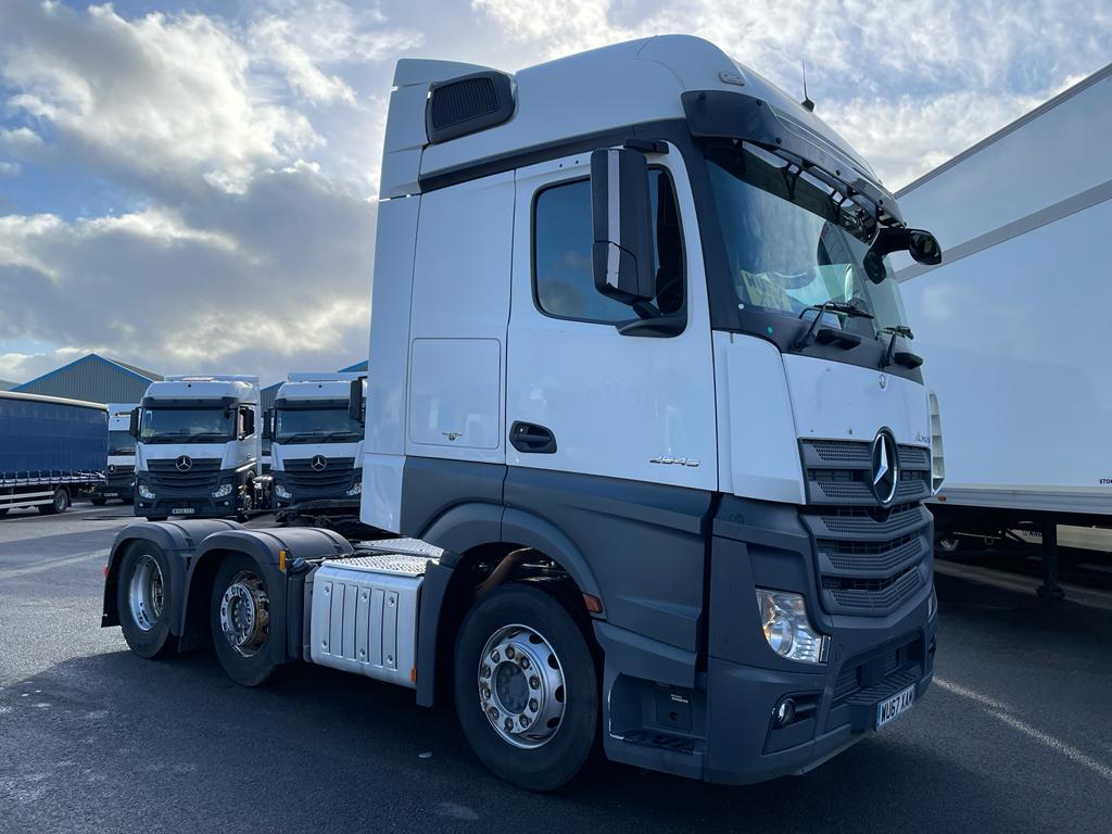 2017 (67) Mercedes Actros, Euro 6, 450bhp, Bigspace Single Sleeper Cab, Mid-Lift Axle, Automatic Gearbox, 4m Wheelbase, Air Con, Cruise Control, Steering Wheel Controls, Fridge, Choice & Warranty Available, Finance Options also Available.