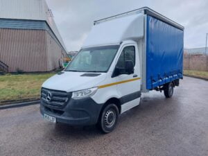 2019 Mercedes Sprinter Curtainsider, 3.5 Tonne, Manual Gearbox, Day Cab, Roller Shutter Door, DEL Column Tailift, Electric Windows, Steering Wheel Controls, Warranty & Finance Options Available.
