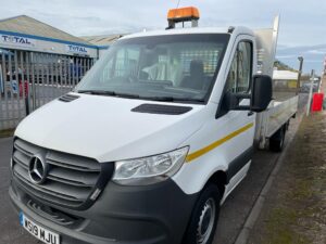 2019 Mercedes Sprinter Dropside, 3.5 Tonne, Dropside, Manual Gearbox, Day Cab, Low Mileage, Electric Windows, Steering Wheel Controls, DEL Tailift (500kg Capacity), Warranty & Finance Options Available.