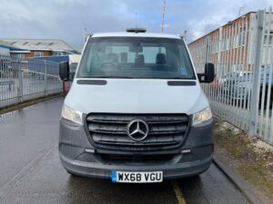 2018 (68) Mercedes Sprinter, 3.5 Tonne, Dropside, Manual Gearbox, Day Cab, Low Mileage, Electric Windows, Steering Wheel Controls, DEL Tailift, Warranty & Finance Options Available.