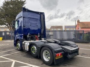 2018 Mercedes Actros 2545, Euro 6, 450bhp, Bigspace Single Sleeper Cab, Mid-Lift Axle, Automatic Gearbox, 4m Wheelbase, Fridge, Air Con, Cruise Control, Steering Wheel Controls, Choice & Warranty Available, Finance Options also Available.