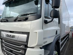 2018 DAF CF, 18 Tonne, Euro 6, 260bhp, Automatic Gearbox, Single Sleeper Cab, Anteo Tuckunder Tailift (1500kg Capacity), Roller Shutter Doors, 2 x Load Lock Rails, Steering Wheel Controls, Air Con, Cruise Control, Low Mileage, Finance & Warranty Options Available.