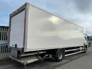 2018 DAF CF, 18 Tonne, Euro 6, 260bhp, Automatic Gearbox, Single Sleeper Cab, Anteo Tuckunder Tailift (1500kg Capacity), Roller Shutter Doors, 2 x Load Lock Rails, Steering Wheel Controls, Air Con, Cruise Control, Low Mileage, Finance & Warranty Options Available.