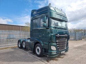 2020 (20) DAF XF, Euro 6, 530bhp, Superspace Twin Sleeper Cab, Steering Wheel Controls, Truck has been fully customised, 288,000km, Automatic Gearbox, Mid-Lift Axle, Fridge, Air Con, Electric Mirrors/Windows, Sat-Nav, Aluminium Catwalk Infill Panels, Air Horns, Finance & Warranty Options Available.