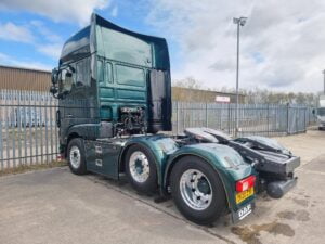 2020 (20) DAF XF, Euro 6, 530bhp, Superspace Twin Sleeper Cab, Steering Wheel Controls, Truck has been fully customised, 288,000km, Automatic Gearbox, Mid-Lift Axle, Fridge, Air Con, Electric Mirrors/Windows, Sat-Nav, Aluminium Catwalk Infill Panels, Air Horns, Finance & Warranty Options Available.