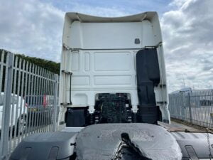 2019 DAF XF, Euro 6, 530bhp, Superspace Twin Sleeper Cab, Steering Wheel Controls, Automatic Gearbox, Fridge, Cruise Control, 3.95m Wheelbase, Xtra Comfort Mattress, Mid-Lift Axle, Aluminium Catwalk Infill Panels, Choice, Warranty & Finance Options Available.