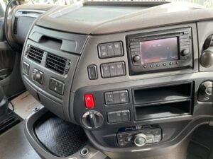 2019 DAF XF, Euro 6, 530bhp, Superspace Twin Sleeper Cab, Steering Wheel Controls, Automatic Gearbox, Fridge, Cruise Control, 3.95m Wheelbase, Xtra Comfort Mattress, Mid-Lift Axle, Aluminium Catwalk Infill Panels, Choice, Warranty & Finance Options Available.