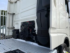 2019 DAF XF, Euro 6, 530bhp, Superspace Twin Sleeper Cab, Steering Wheel Controls, Automatic Gearbox, Fridge, Cruise Control, 3.95m Wheelbase, Xtra Comfort Mattress, Mid-Lift Axle, Aluminium Catwalk Infill Panels, Choice, Warranty & Finance Options Available.