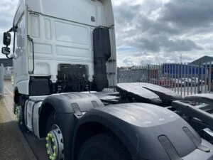 2019 DAF XF, Euro 6, 530bhp, Superspace Twin Sleeper Cab, Steering Wheel Controls, Automatic Gearbox, Fridge, Cruise Control, 3.95m Wheelbase, Xtra Comfort Mattress, Mid-Lift Axle, Aluminium Catwalk Infill Panels, Choice, Warranty & Finance Options Available.