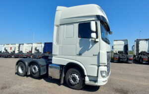 2021 DAF XF, Euro 6, 530bhp, Superspace Twin Sleeper Cab, Steering Wheel Controls, Fridge, Sat Nav, Cruise Control, 3.95m Wheelbase, Xtra Comfort Mattress, Mid-Lift Axle, Aluminium Catwalk Infill Panels, Low Mileage, Choice, Warranty & Finance Options Available.