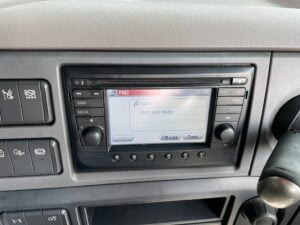 2019 (69) DAF XF, Euro 6, 530bhp, Superspace Twin Sleeper Cab, Steering Wheel Controls, Fridge, Sat Nav, Cruise Control, 3.95m Wheelbase, Xtra Comfort Mattress, Mid-Lift Axle, Aluminium Catwalk Infill Panels, Low Mileage, Choice, Warranty & Finance Options Available.