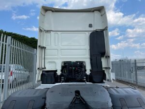 2019 (69) DAF XF, Euro 6, 530bhp, Superspace Twin Sleeper Cab, Steering Wheel Controls, Fridge, Sat Nav, Cruise Control, 3.95m Wheelbase, Xtra Comfort Mattress, Mid-Lift Axle, Aluminium Catwalk Infill Panels, Low Mileage, Choice, Warranty & Finance Options Available.