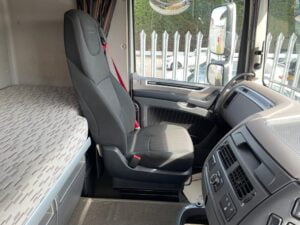 2019 (69) DAF XF, Euro 6, 530bhp, Superspace Twin Sleeper Cab, Steering Wheel Controls, Sat Nav, Cruise Control, 3.95m Wheelbase, Xtra Comfort Mattress, Mid-Lift Axle, Aluminium Catwalk Infill Panels, Low Mileage, Choice, Warranty & Finance Options Available.