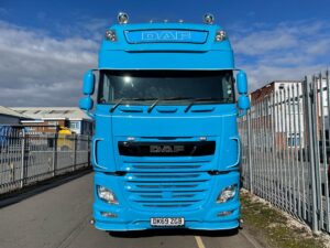 2019 (69) DAF XF, Euro 6, 530bhp, Superspace Twin Sleeper Cab, Steering Wheel Controls, Truck has been fully customised, Low Mileage, Automatic Gearbox, Mid-Lift Axle, Sat Nav, Fridge, Electric Mirrors/Windows, Aluminium Catwalk Infill Panels, Alloy Wheels, Alloy Sideskirts, Bumper Spoiler, Deep Visor, LED Headboard, Airhorns, Pin Striping, Warranty & Finance Options Available.