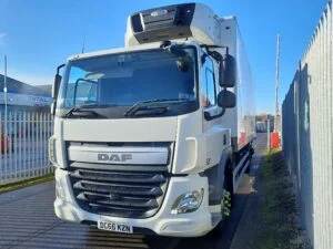 2016-66-daf-cf330-26t-fridge-sold-dc66-kzn-4