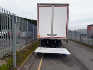 2022-daf-cf260-space-cab-18-tonne-tail-lift-curtainsider-sold-yk72-pkn-5