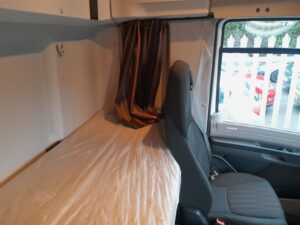 2022-daf-cf260-space-cab-18-tonne-tail-lift-curtainsider-sold-yk72-pkn-9