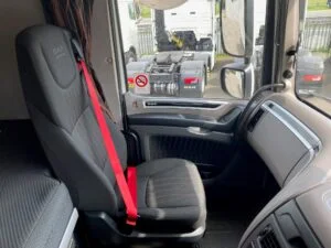 2020-daf-xf530-10-1