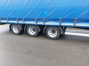 2019-montracon-step-frame-double-deck-curtainsider-1000000190