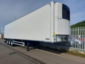 2023-single-temperature-chereau-fridge-with-a-carrier-fridge-sold-aag-28769-1