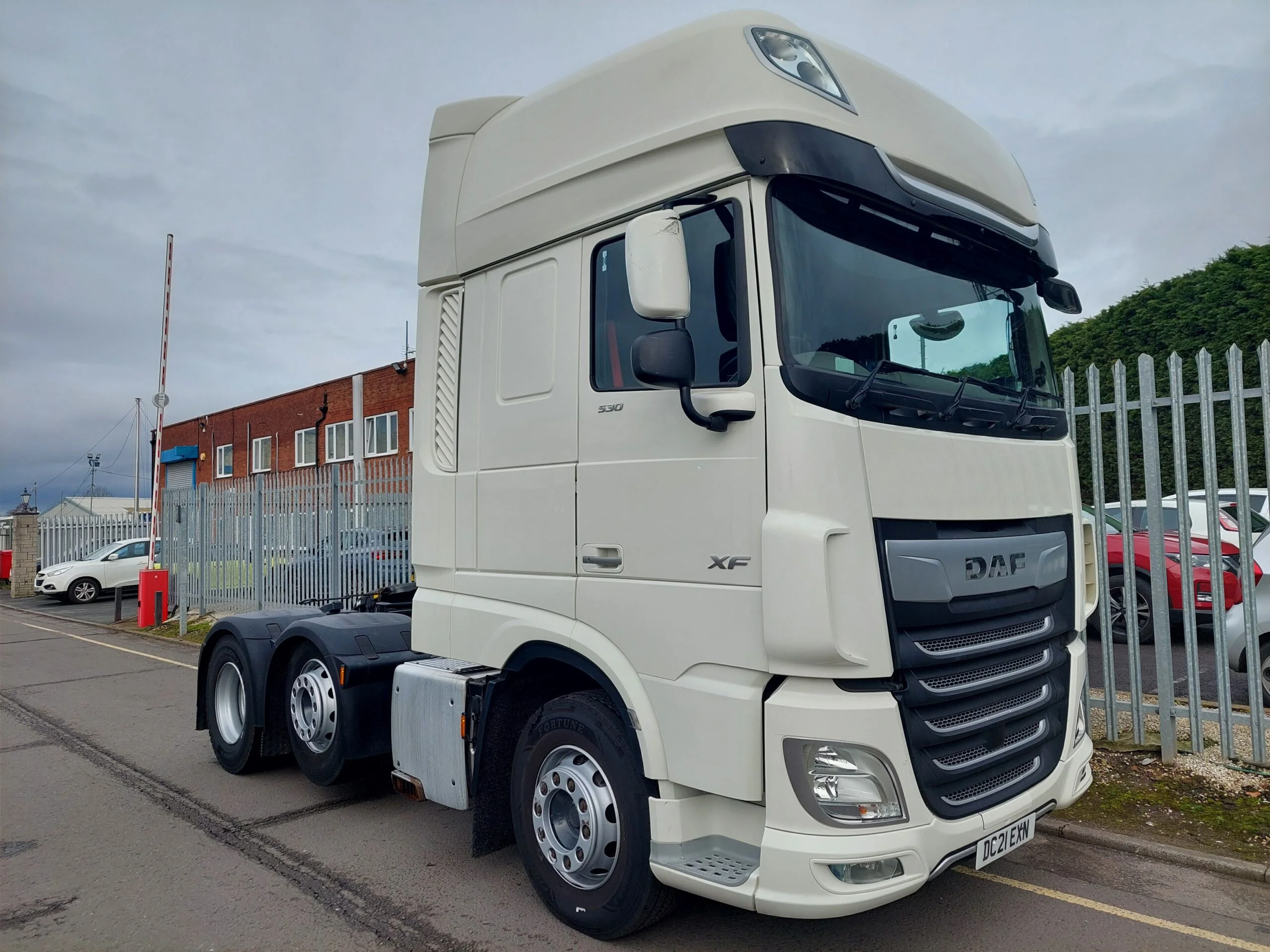 2021-daf-xf-530-superspace-dc21-exn-1-scaled