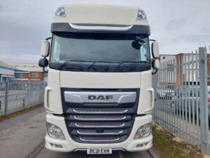 2021-daf-xf-520-superspace-dc21-exn-2-1