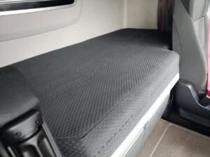 2021-daf-xf-530-superspace-dc21-exn-9-1