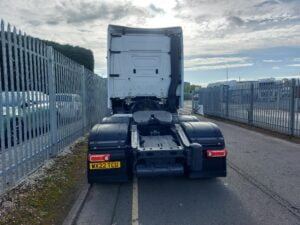 2022-mercedes-benz-actros-2548-bigspace-6x2-tractor-unit-wx22-tcu-2