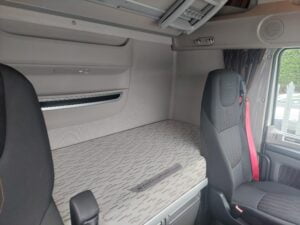 2021-daf-xf530-superspace-cab-6x2-tractor-unit-sold-da21-ymj-8