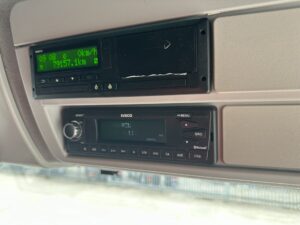 2021-iveco-eurocargo-curtain-sold-thumbnail_img_0809