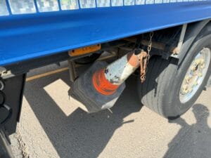 2018-mercedes-benz-actros-2546-brick-crane-44-tonne-drawbar-sold-13