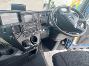 2018-mercedes-benz-actros-2546-brick-crane-44-tonne-drawbar-sold-21