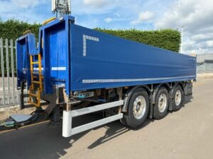 2018-mercedes-benz-actros-2546-brick-crane-44-tonne-drawbar-sold-5