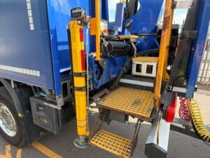 2018-mercedes-benz-actros-2546-brick-crane-44-tonne-drawbar-sold-8