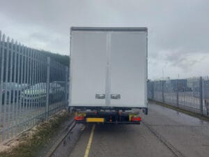 2020-iveco-daily-180-sold-4