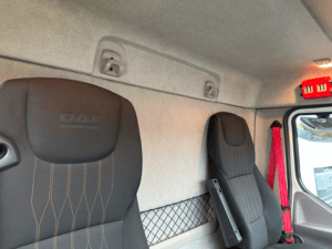 2020-daf-lf180-tail-lift-curtainsider-sold-dk20zwg-15-copy