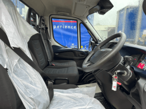 2020-70-plate-iveco-daily-7-2t-dropside-flat-bed-sold-fn70-xng-11