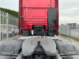 2021-daf-xf530-superspace-red-sold-20250113_135528995_ios