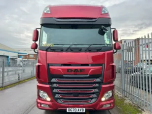 2021-daf-xf530-superspace-red-20250113_153527378_ios