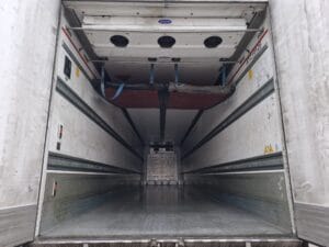 2019-schmitz-twin-temperature-tail-lift-fridge-sold-aag50001-11
