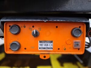 2019-schmitz-twin-temperature-tail-lift-fridge-sold-aag50001-7