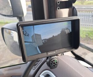 2021-daf-xf530-superspace-red-white-sold-fcc-24